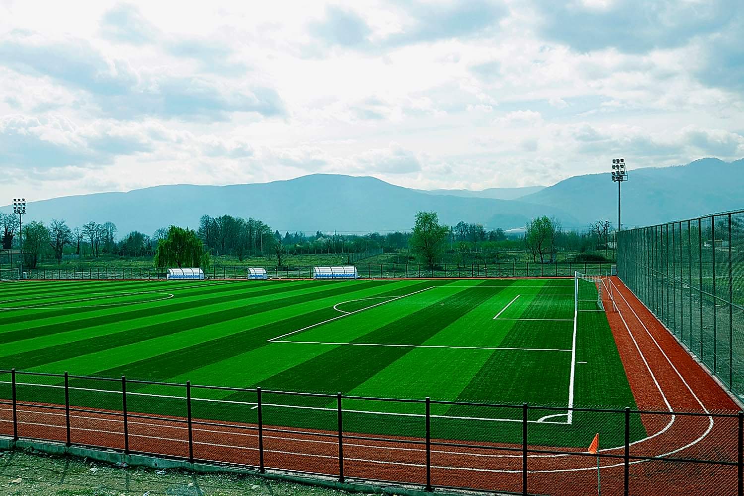 Açık Halı Saha Yapımı